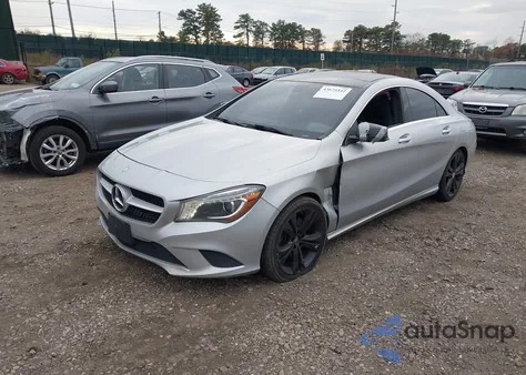 2014 Mercedes-Benz Cla 250 4Matic z USA, uszkodzony, nr VIN WDDSJ4GB4EN116631